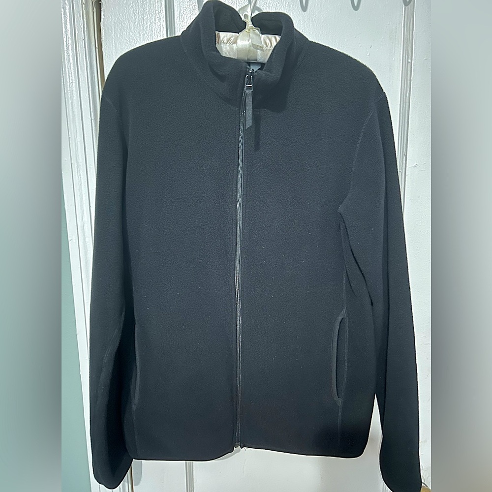 EUC Uniqlo women’s fleece sweater zippered 2 pockets black Sz M